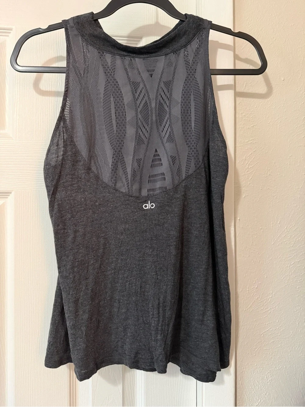 Alo Yoga Lace Detail Tank size Small